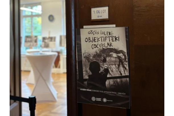 Fotoausstellung „Spuren der Migration: Kinder im Fokus“